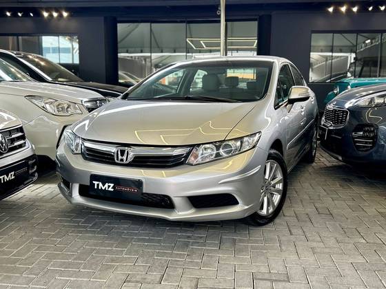 HONDA CIVIC 1.8 LXL SE 16V FLEX 4P MANUAL